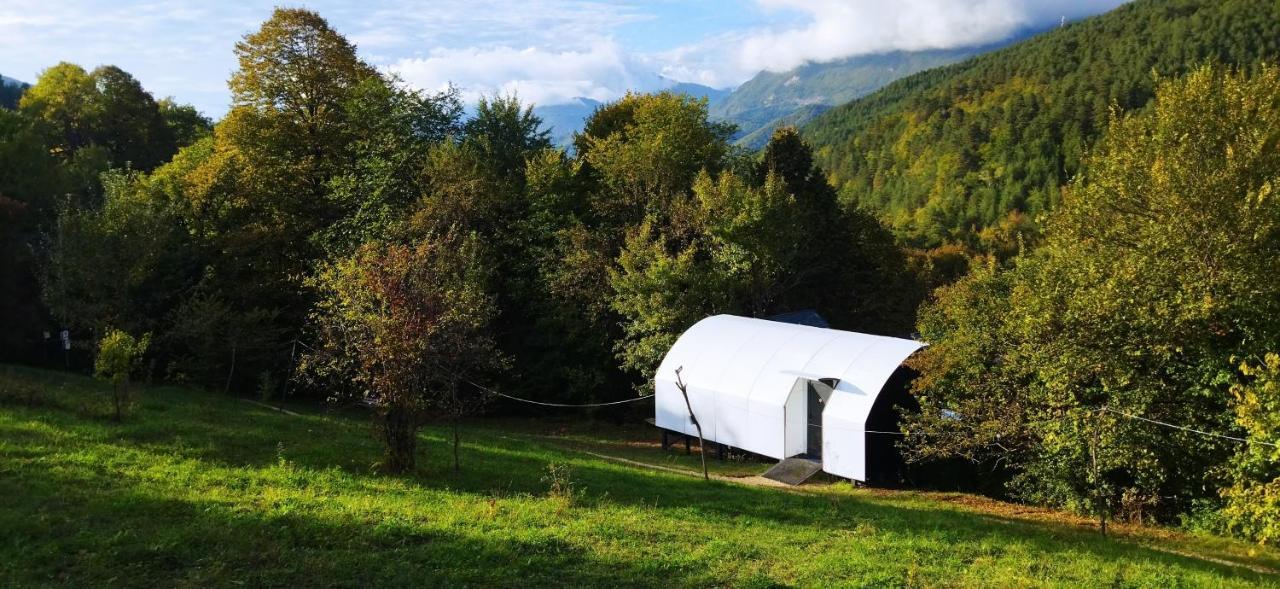 Glamping Georgia Krikhi Hotell Ambrolauri Eksteriør bilde
