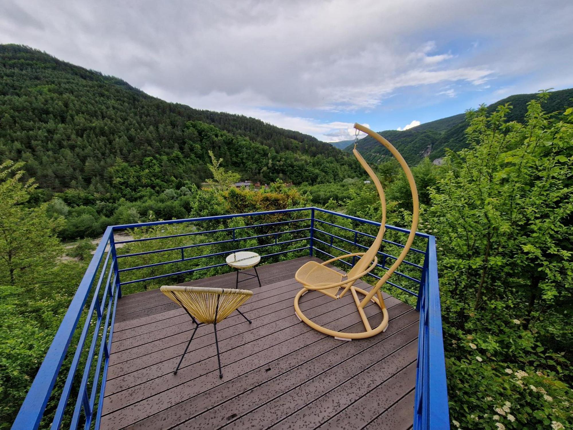 Glamping Georgia Krikhi Hotell Ambrolauri Eksteriør bilde
