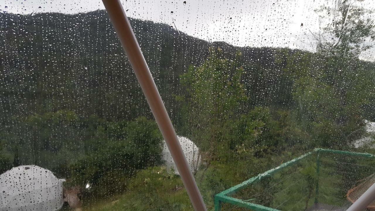 Glamping Georgia Krikhi Hotell Ambrolauri Eksteriør bilde